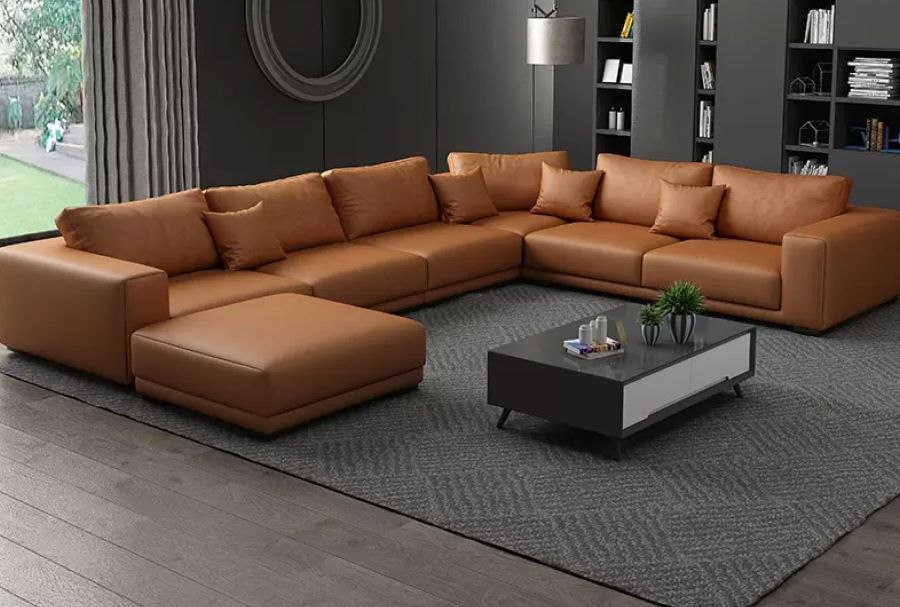 sofa de piel en sala